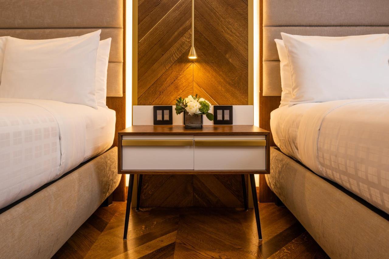 Hotel 32one 3*